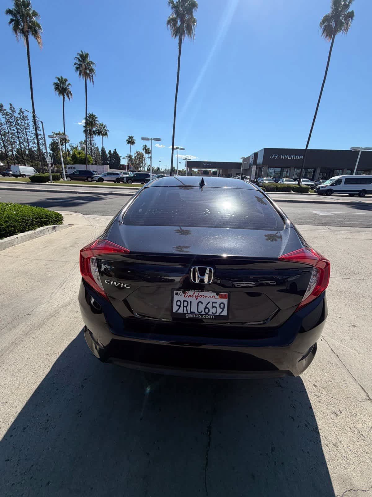 Used 2018 Honda Civic EX image 6