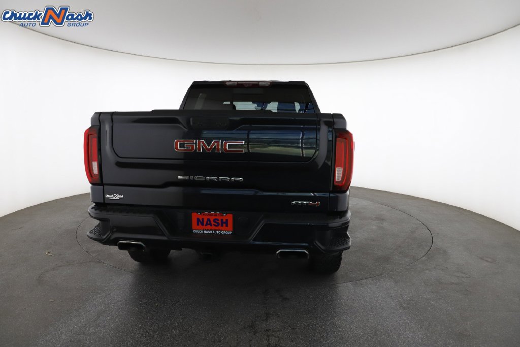 Used 2024 GMC Sierra 1500 AT4 w/ Technology Package AWD/4WD image 11
