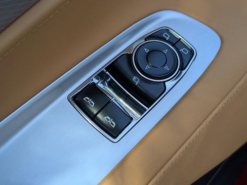 Used 2021 Chevrolet Corvette Stingray Preferred Cpe w/ Z51 Performance Package RWD image 19