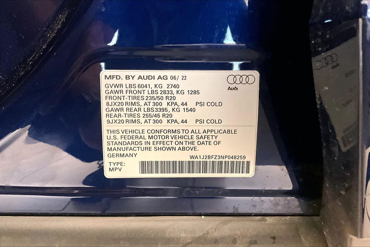 Used 2022 Audi Q4 e-tron Prestige AWD/4WD image 31