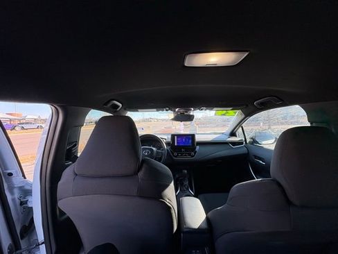 Used 2024 Toyota Corolla SE image 24