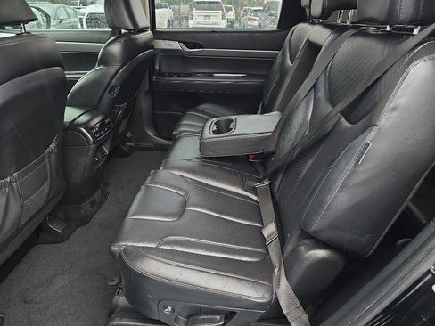 Used 2023 Hyundai Palisade SEL w/ Cargo Package image 18