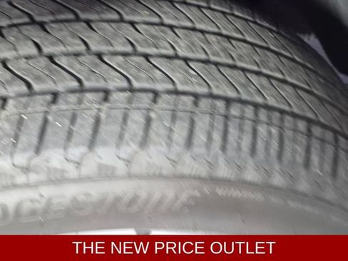 Used 2025 GMC Sierra 1500 Denali Ultimate AWD/4WD image 9