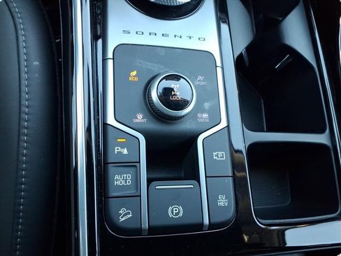 Used 2022 Kia Sorento SX w/ Panoramic Sunroof Package image 19