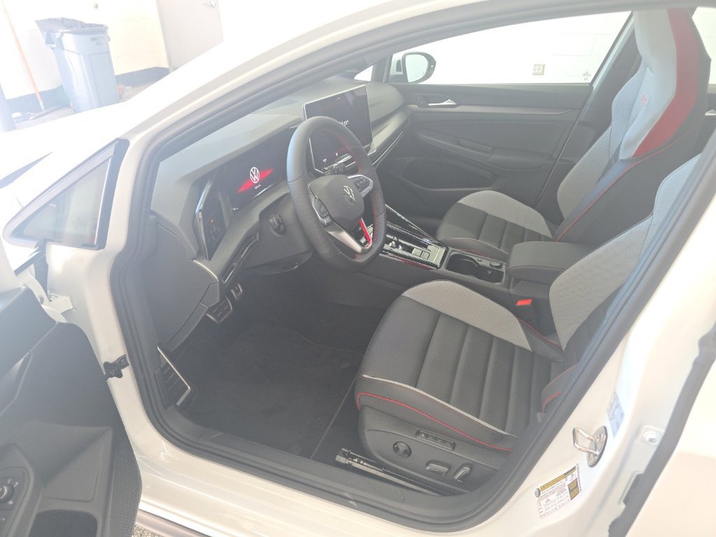 New 2026 Volkswagen GTI SE FWD image 25