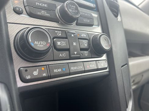 Used 2015 Honda Pilot EX-L image 25