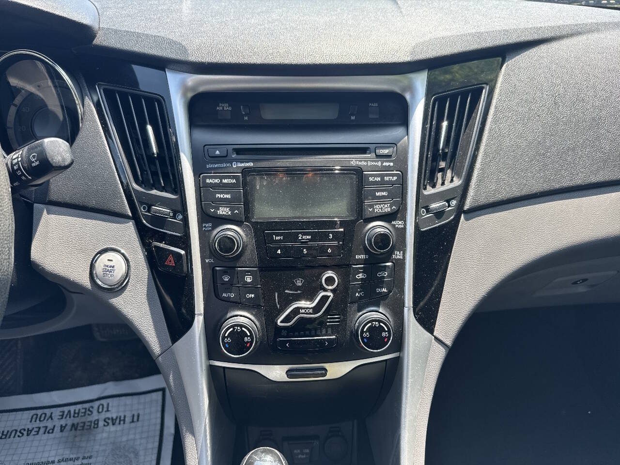 Used 2012 Hyundai Sonata Limited FWD image 17