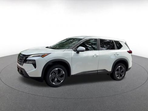 Used 2025 Nissan Rogue SV FWD image 8