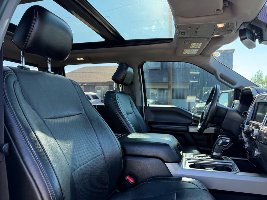 Used 2016 Ford F150 Lariat w/ Equipment Group 502A Luxury AWD/4WD image 27