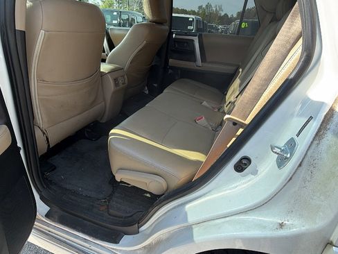 Used 2011 Toyota 4Runner SR5 w/ Convenience Pkg image 24