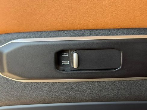 Certified 2024 BMW X7 xDrive40i AWD/4WD image 43