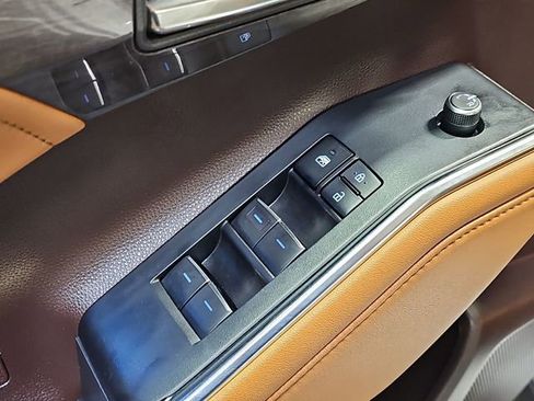 Used 2022 Toyota Highlander Platinum image 24