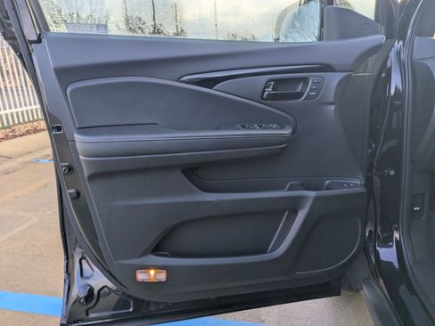 Certified 2023 Honda Passport Elite image 11