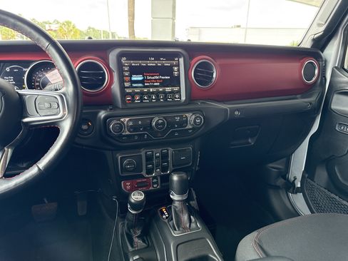 Used 2023 Jeep Gladiator Rubicon w/ Cold Weather Group AWD/4WD image 28