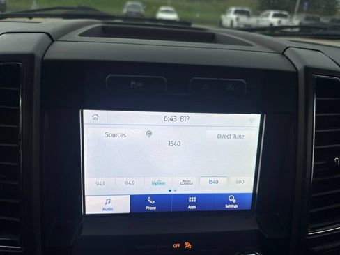 Used 2020 Ford F150 XLT w/ Equipment Group 302A Luxury AWD/4WD image 15