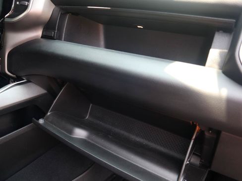 Used 2019 RAM 1500 Big Horn AWD/4WD image 49