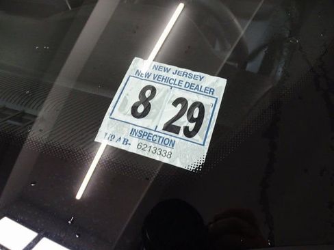 Used 2024 Jeep Compass Latitude w/ Sun and Sound Group image 26