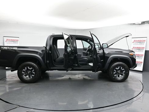 Used 2021 Toyota Tacoma TRD Off-Road image 47