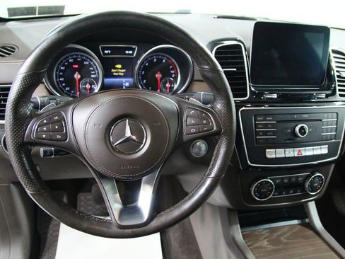 Certified 2019 Mercedes-Benz GLS 450 4MATIC image 19