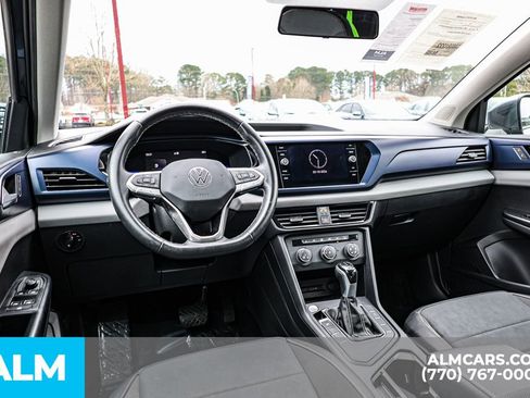 Used 2022 Volkswagen Taos SE image 28