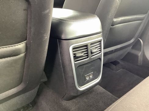 Used 2021 Dodge Charger GT image 25