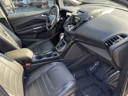 Used 2017 Ford C-MAX Energi Titanium image 8