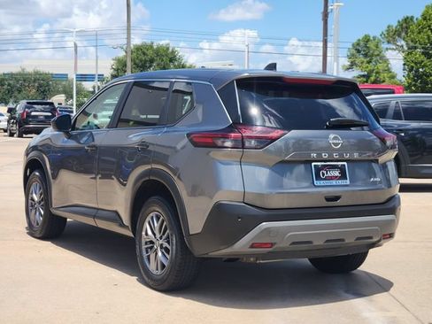 Used 2023 Nissan Rogue S AWD/4WD image 5