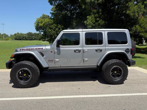 Used 2021 Jeep Wrangler Unlimited Rubicon AWD/4WD image 6