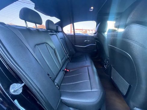 Used 2020 BMW 330i Sedan w/ Convenience Package RWD image 14
