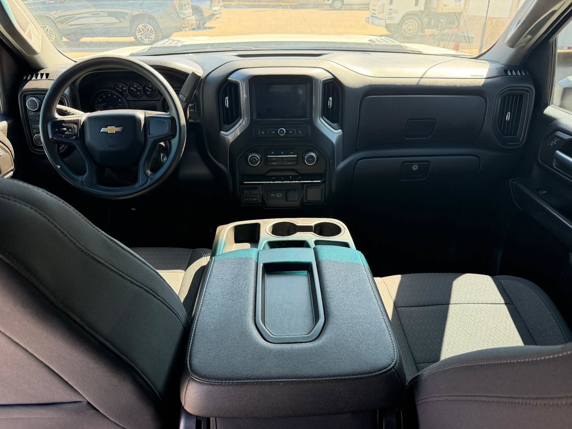 Used 2022 Chevrolet Silverado 2500 Custom w/ Custom Convenience Package AWD/4WD image 24