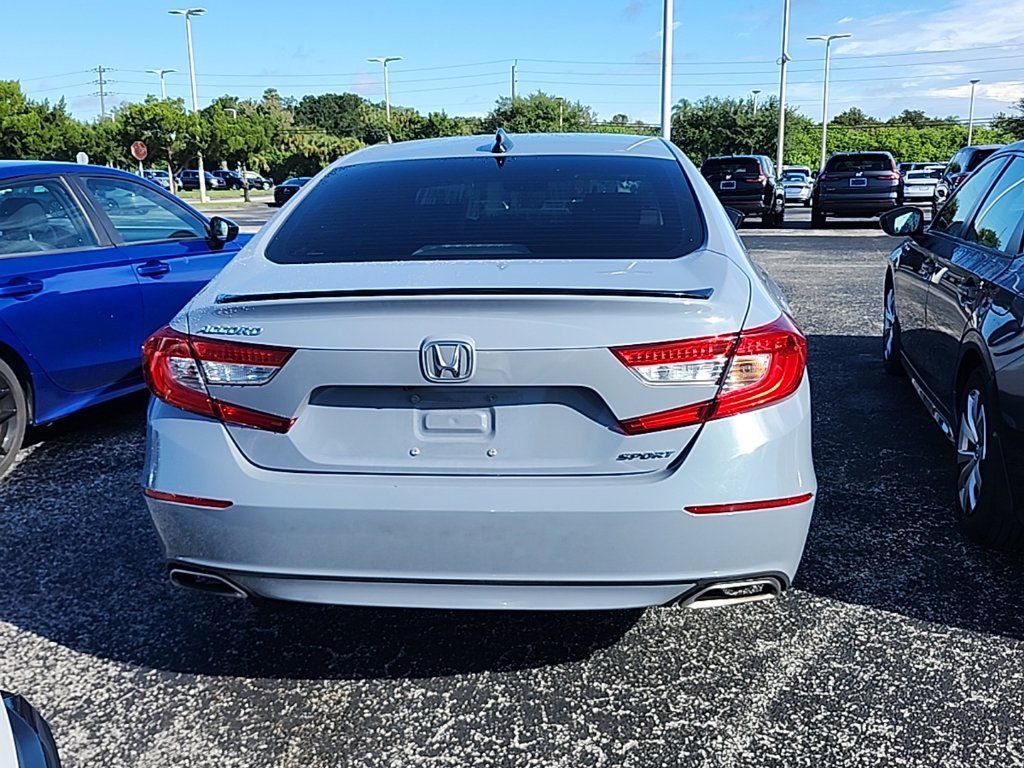 Used 2022 Honda Accord Sport image 4
