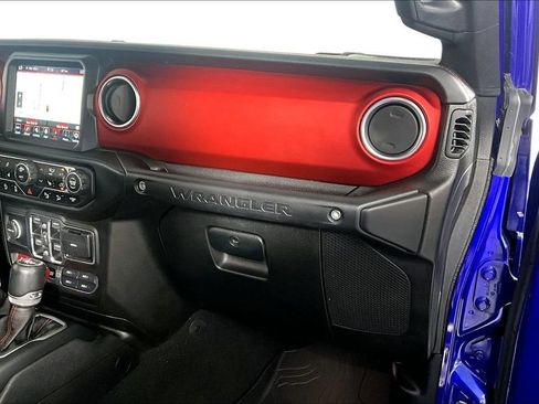 Used 2020 Jeep Wrangler Unlimited Rubicon AWD/4WD image 15