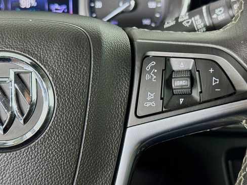 Used 2020 Buick Encore Preferred FWD image 14
