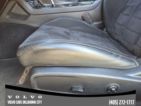 Used 2020 Dodge Challenger R/T image 24