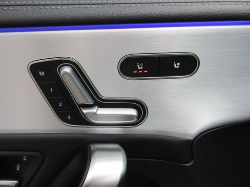 Used 2022 Mercedes-Benz CLA 45 AMG 4MATIC image 30