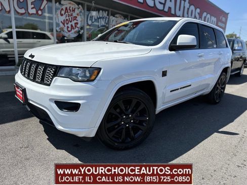 Used 2019 Jeep Grand Cherokee Altitude image 1