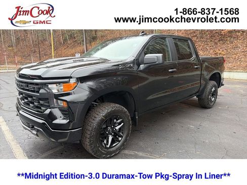 New 2026 Chevrolet Silverado 1500 Custom Trail Boss w/ Midnight Edition image 1