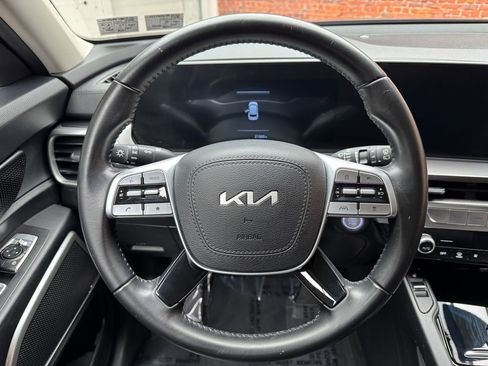 Used 2023 Kia Telluride S AWD/4WD image 13