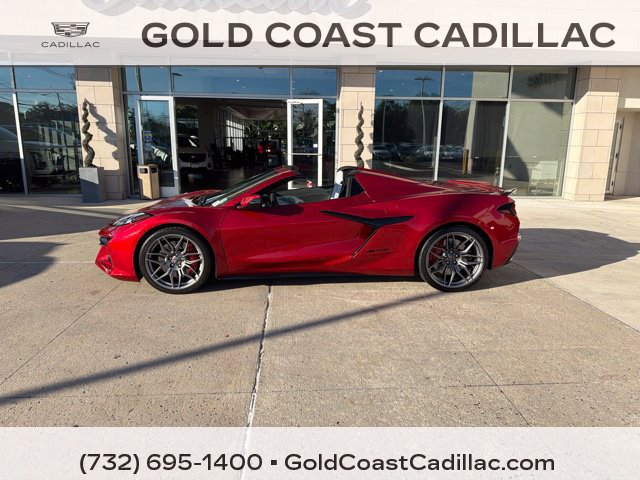 Used 2024 Chevrolet Corvette Z06 RWD image 2