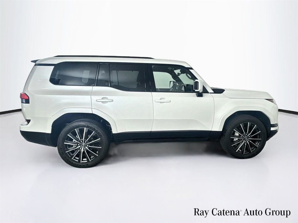 Certified 2026 Lexus GX 550 w/ Accessory Package (2T) AWD/4WD image 8