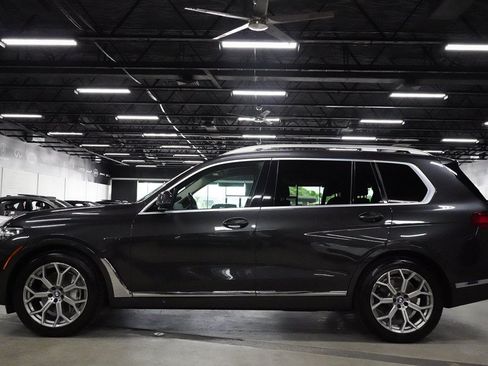 Used 2021 BMW X7 xDrive40i w/ Executive Package AWD/4WD image 2