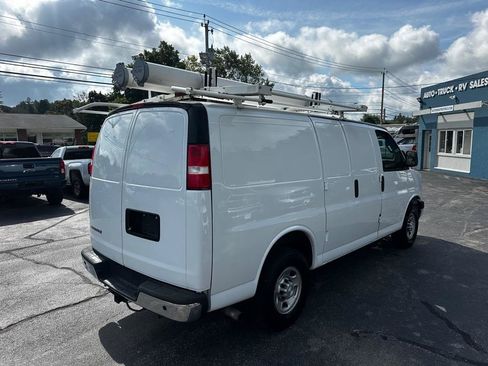 Used 2019 Chevrolet Express 2500 w/ Safety Package RWD image 5