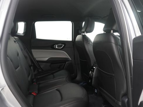 Used 2023 Jeep Compass Limited image 12