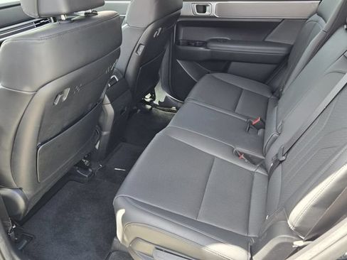 Used 2024 Hyundai Santa Fe SEL FWD image 11
