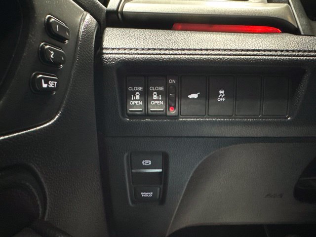 Used 2025 Honda Odyssey Sport-L image 11