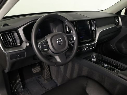 Certified 2024 Volvo XC60 B5 Core AWD/4WD image 14