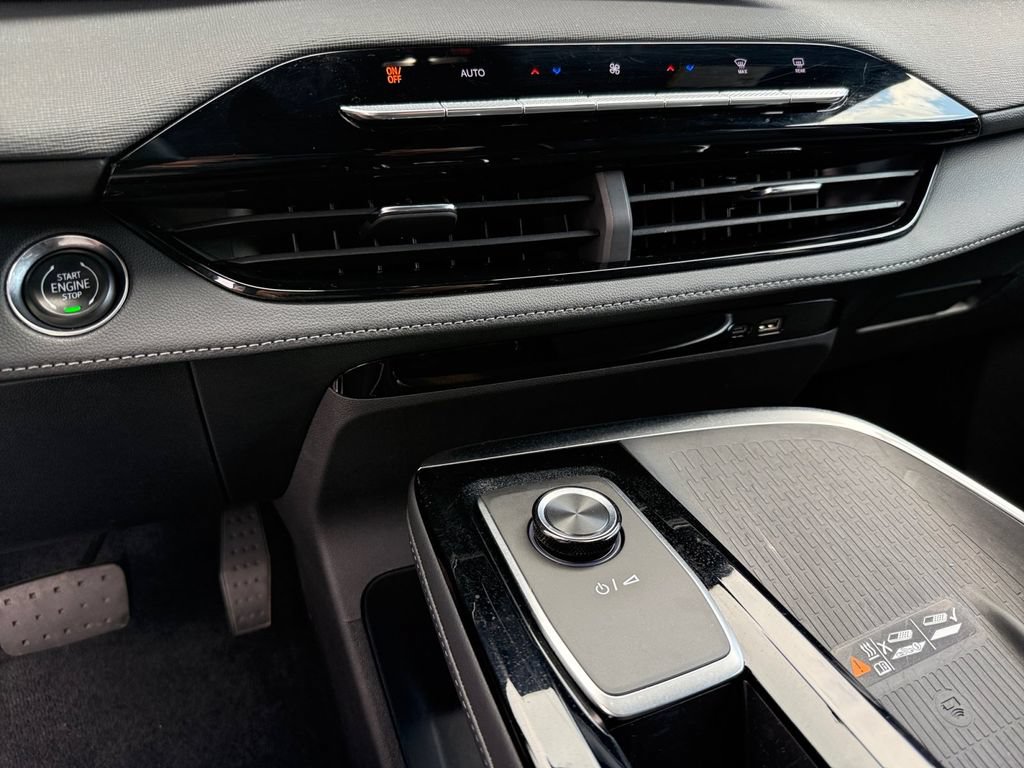 Used 2026 Buick Enclave Preferred FWD image 21