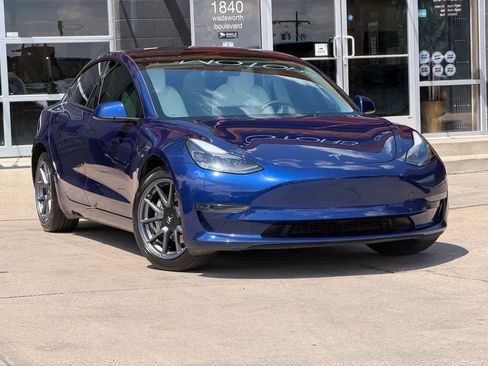 Used 2023 Tesla Model 3 Standard Range RWD image 7