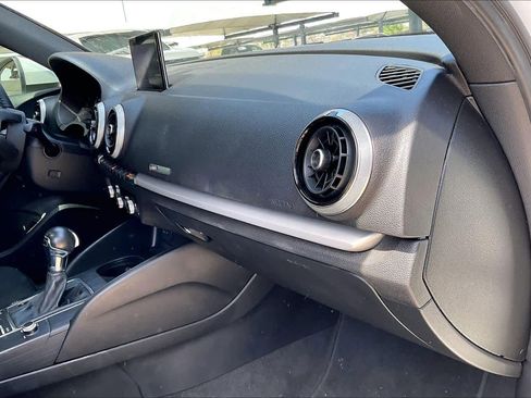 Used 2017 Audi A3 2.0T Premium w/ Convenience Package image 18