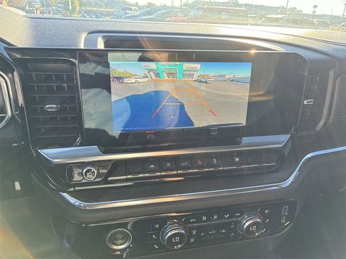 Used 2023 GMC Sierra 1500 SLT w/ SLT Premium Package image 16